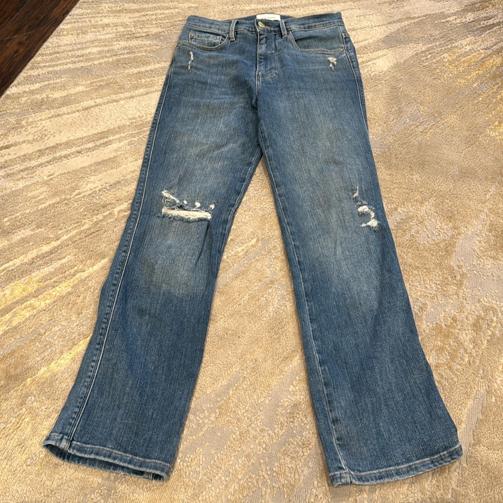 Frame Le Sylvie Slender Straight high rise distressed Jeans Size‎ 26 in EUC